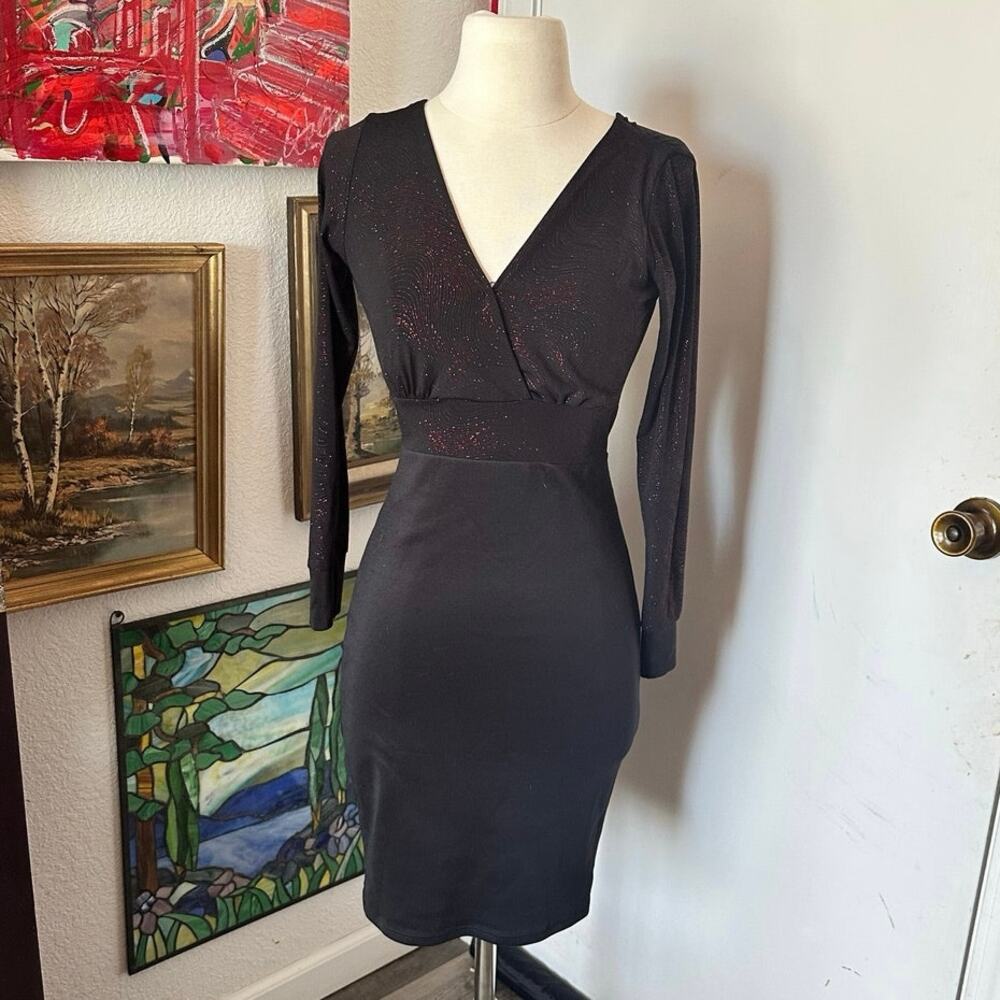fredes red and black sparkly long sleeve dress